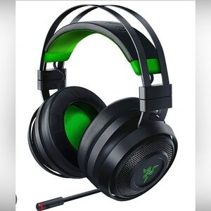 Razer Nari Ultimate Noise cancelling Gaming Headphone